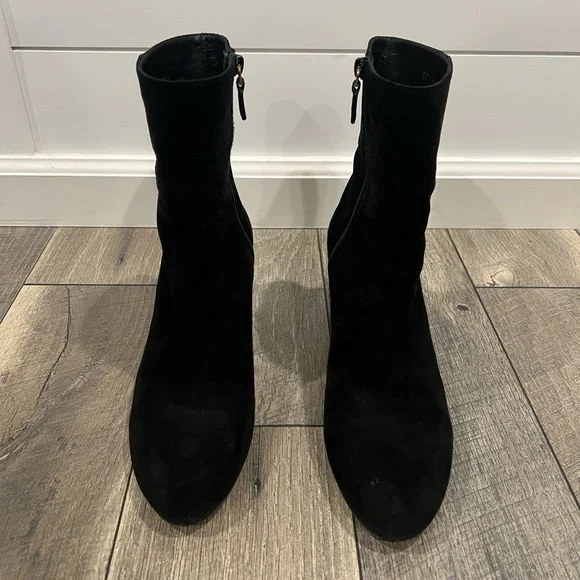 Stuart Weitzman black Gianella suede ankle boots - Picture 2 of 9